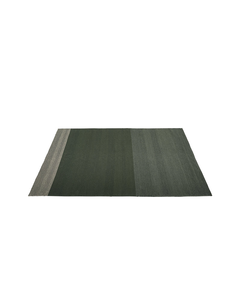 Varjo - Tapis de sol vert foncé