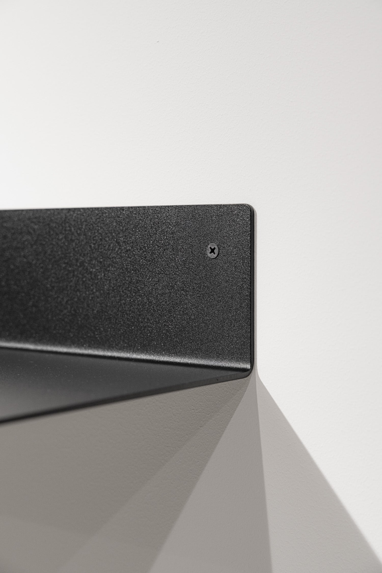 Slim Noir - étagère en aluminium de 76 cm avec revêtement en poudre noir