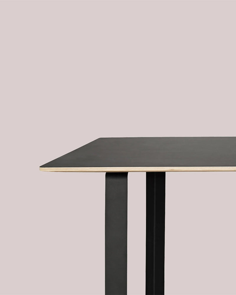 70/70 Grande - Linoleum nero - Struttura nera
